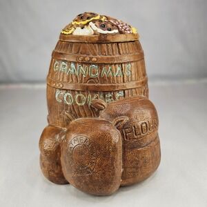 Vintage Grandmas Cookies Barrel Cookie Jar‎ The Twin Winton Collectible Kitchen